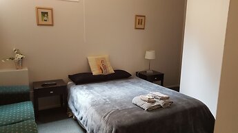 Tuatara Lodge - Hostel