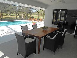 Vacation Home With A Stunning View - 870 3 Bedroom Home by RedAwning