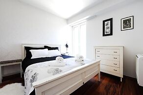 Sunset Penthouse Apartment with Hot Tub