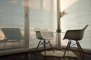 Sunset Penthouse Apartment with Hot Tub