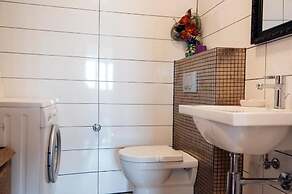 Sunset Penthouse Apartment with Hot Tub