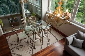 Sunset Penthouse Apartment with Hot Tub