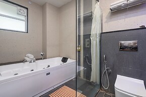 DLS Hotels on the Ganges