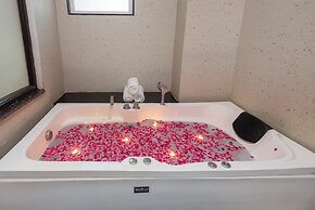 DLS Hotels on the Ganges