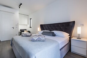 Shell Luxury Residences