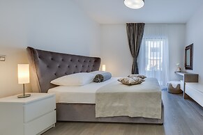 Shell Luxury Residences