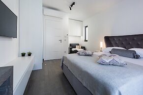 Shell Luxury Residences