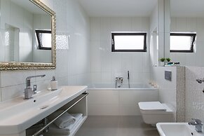 Shell Luxury Residences