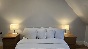 Westciti Chatsworth Road Apartments