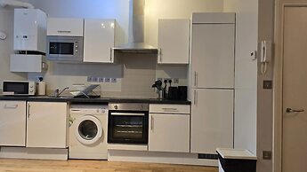 Westciti Chatsworth Road Apartments