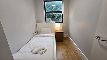 Westciti Chatsworth Road Apartments