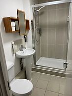 Westciti Chatsworth Road Apartments