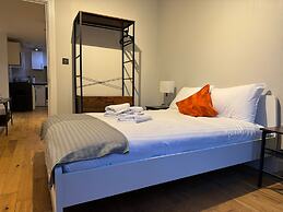 Westciti Chatsworth Road Apartments