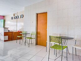 SPOT ON 2214 Wisma Jampea