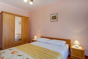 Apartment Bugenvilia