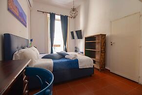 Carafa's Central Apartments