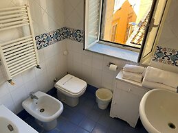 Carafa's Central Apartments