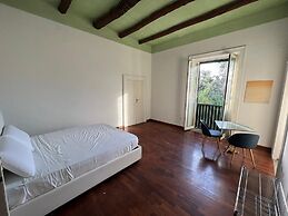 Carafa's Central Apartments