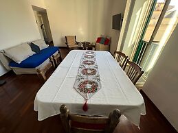 Carafa's Central Apartments