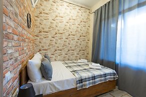 More Apartments na Avtomobilnom 58A - 2