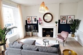 Frederick Place Your Apartment