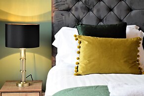 Frederick Place Your Apartment