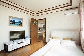 Casa Linda Pension-Acommodation