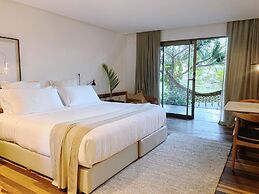 Paru Boutique Hotel