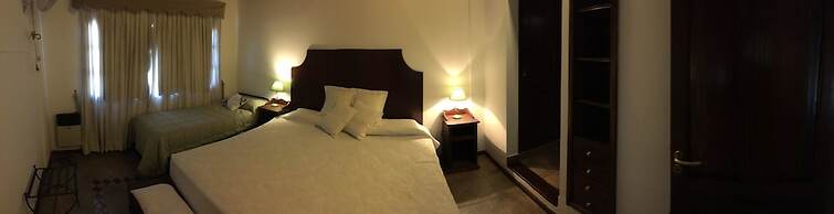 Beautiful House 2 to 9 People