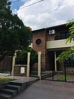 Beautiful House 2 to 9 People