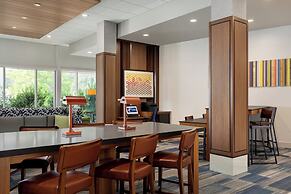 Holiday Inn Express And Suites Dalton - Walnut Ave by IHG