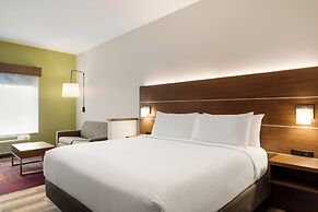 Holiday Inn Express And Suites Dalton - Walnut Ave by IHG