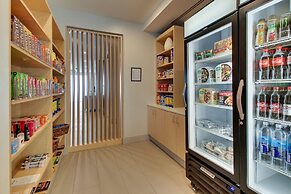 Holiday Inn Express & Suites Nashville Metrocenter Downtown by IHG