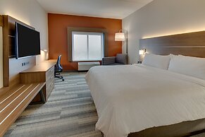 Holiday Inn Express & Suites Nashville Metrocenter Downtown by IHG