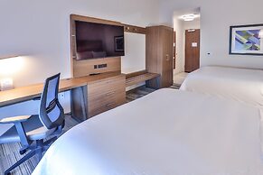 Holiday Inn Express & Suites Nashville Metrocenter Downtown by IHG