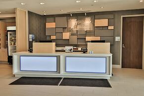 Holiday Inn Express & Suites Nashville Metrocenter Downtown by IHG