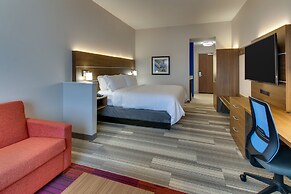 Holiday Inn Express & Suites Nashville Metrocenter Downtown by IHG