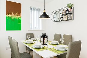 Sherlock Modern Home by Svelte Living