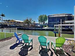 9464flam244fmwh - 244 Flamingo