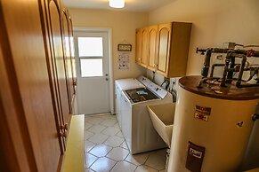 250 Albatross Street