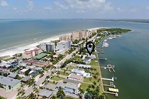 Estero Bay 2nd Floor Apartment