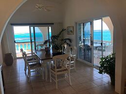 Patricks Bay Villa