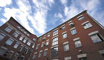 RedHouse Studio Apartment