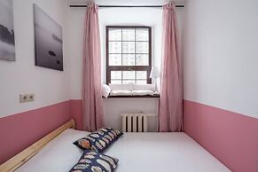 RedHouse Studio Apartment