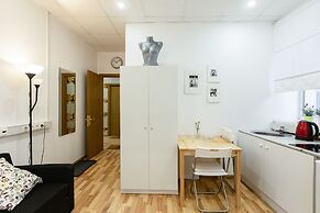 RedHouse Studio Apartment