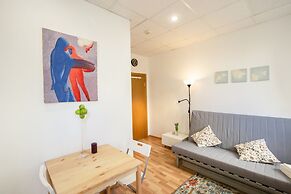 RedHouse Studio Apartment