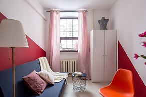RedHouse Studio Apartment