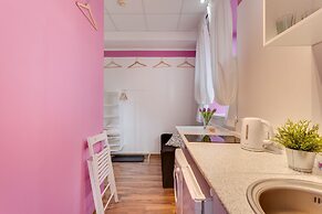 RedHouse Studio Apartment