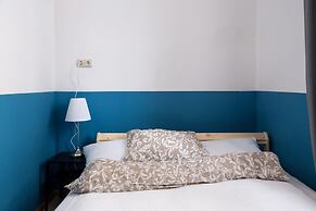 RedHouse Studio Apartment