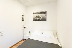 RedHouse Studio Apartment